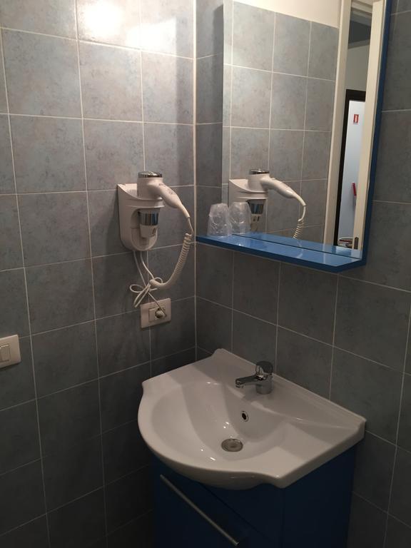Aquarius Rome Bed & Breakfast Екстериор снимка